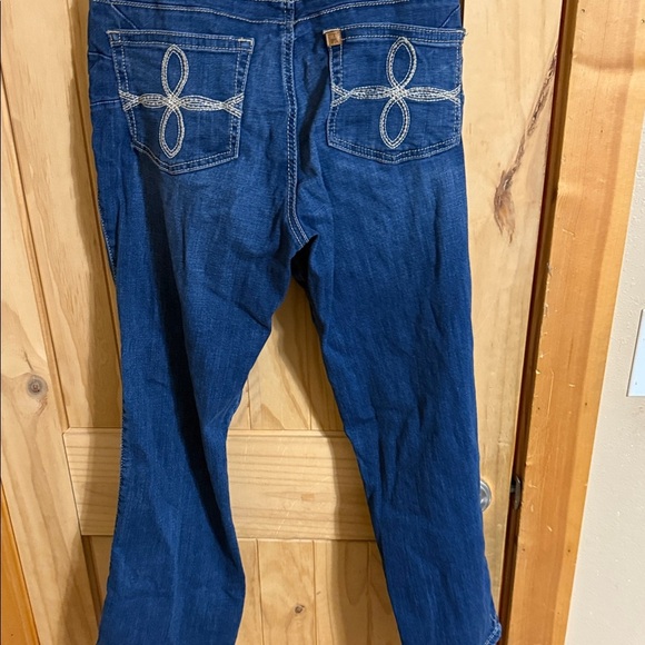 Aura Classic Blue Women's Jeans - Picture 3 of 5